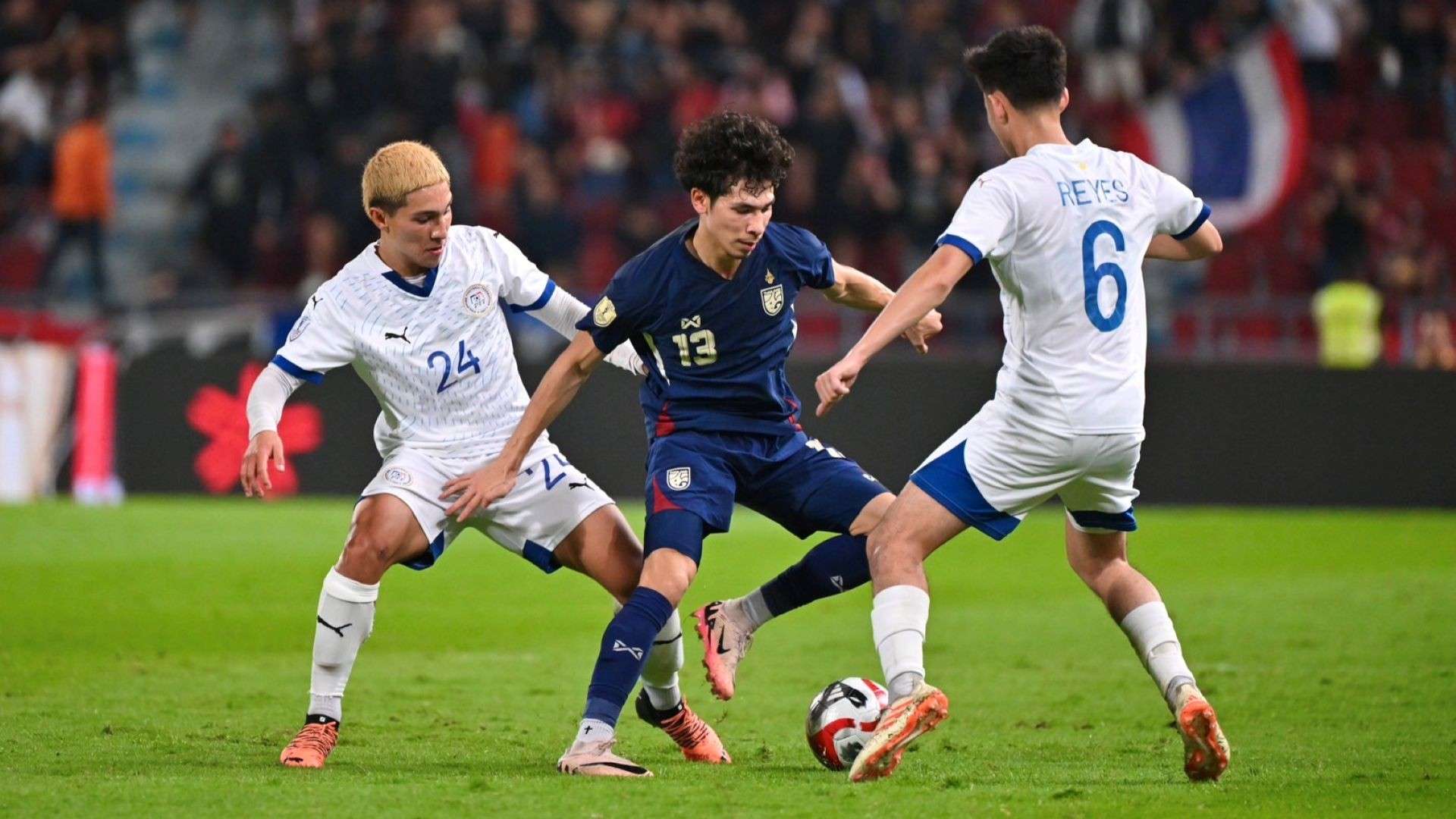 而热刺在新 而热刺在新