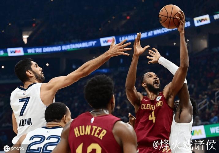 灰熊五连胜送鹈鹕七连败 杨21+11助老鹰双杀骑士