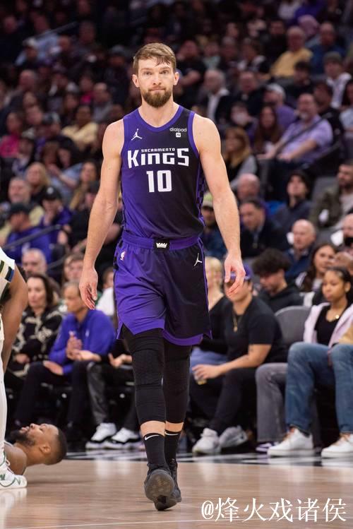 小萨29+18助国王止奇才10连败 开拓者力克公牛 小萨29+18助国王止奇才10连败 开拓者力克公牛